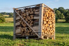 Palivové dřevo extra suché, buk, délka 25-30 cm, 1 prmr